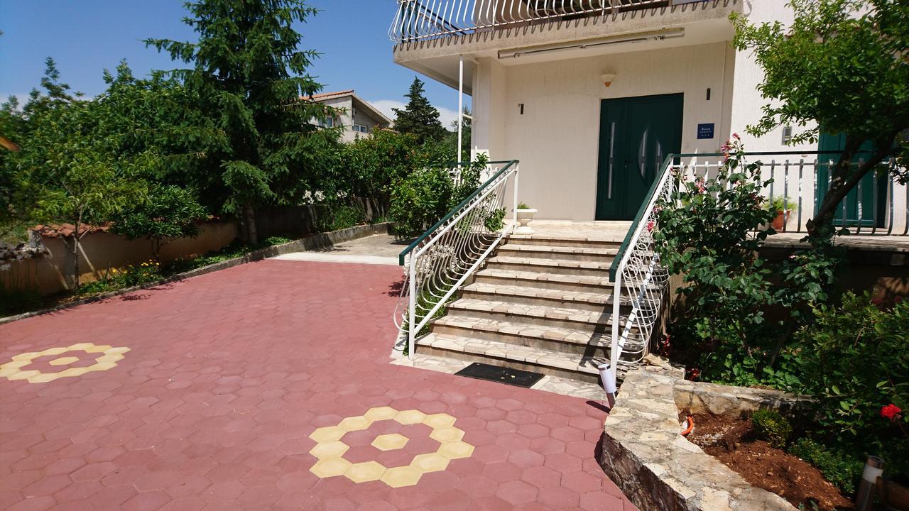Countryside Family Retreat Daire Šibenik Dış mekan fotoğraf